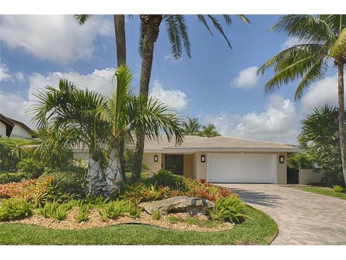 524 PALM DRIVE, Hallandale, FL 33009