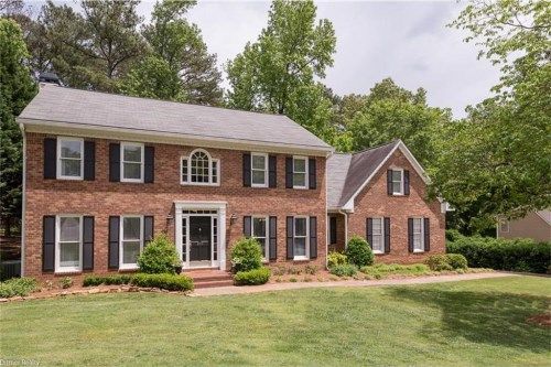 910 White Oak Pass, Alpharetta, GA 30005