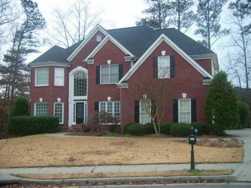 301 Sandhurst Court, Suwanee, GA 30024