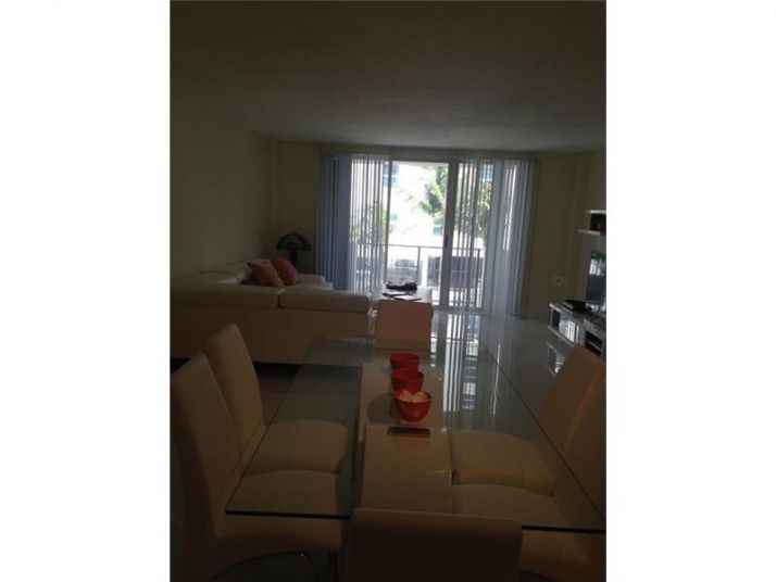 9195 Collins Ave # 303, Miami Beach, FL 33154