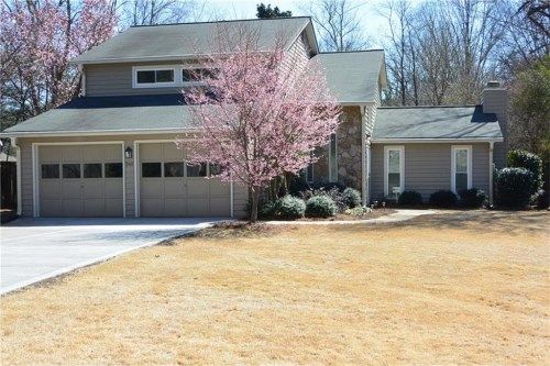 245 Truehedge Trace, Roswell, GA 30076