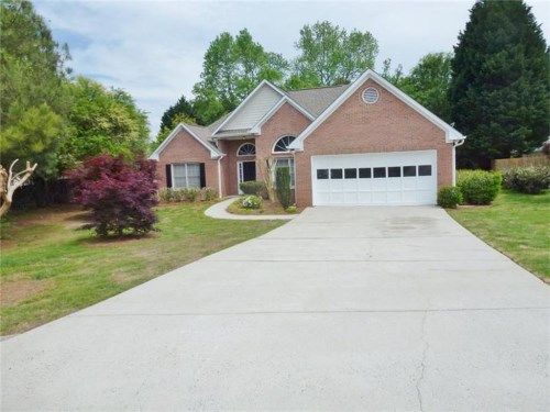 429 Wind Walk Circle, Lawrenceville, GA 30044