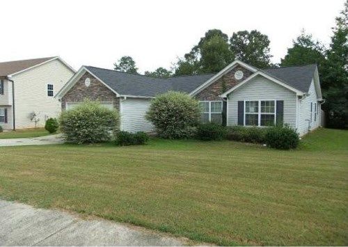 6075 Castlegate Drive, Douglasville, GA 30135