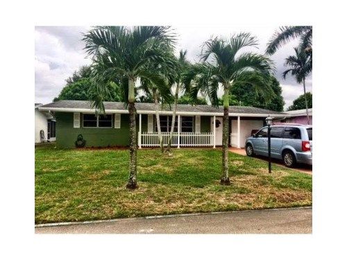 8770 NW 12TH ST, Hollywood, FL 33024