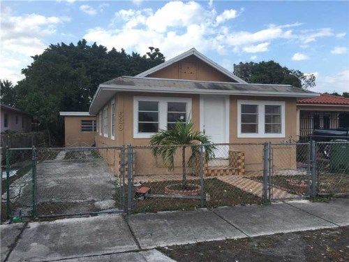 539 E 15th St, Hialeah, FL 33010