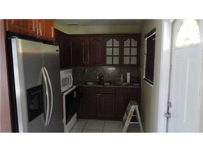 551 NW 34th Ter, Fort Lauderdale, FL 33311