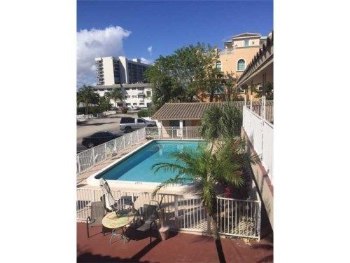 412 Sunset Dr # 7, Pompano Beach, FL 33062