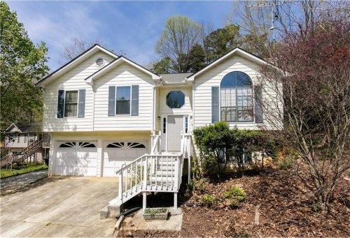 4280 Falcon Crest Drive, Flowery Branch, GA 30542