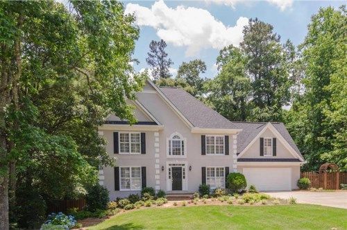 1015 Huntwick Court, Roswell, GA 30075