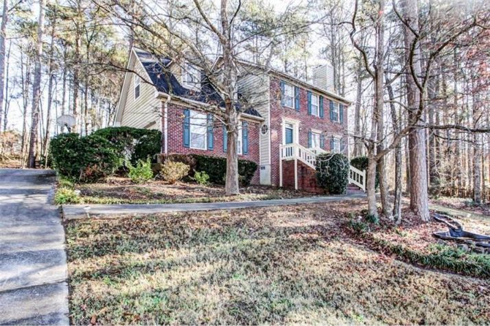 1664 Summit Place Way, Loganville, GA 30052