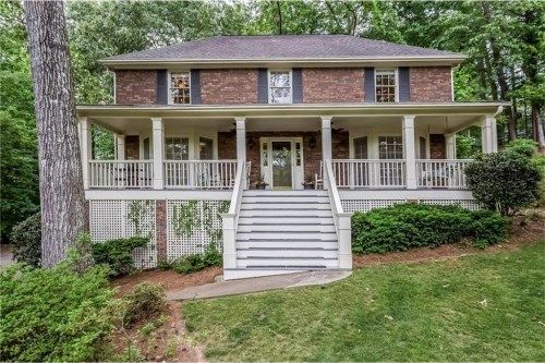 2717 Long Lake Drive, Roswell, GA 30075