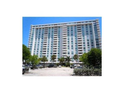 1833 S Ocean Dr # 304, Hallandale, FL 33009