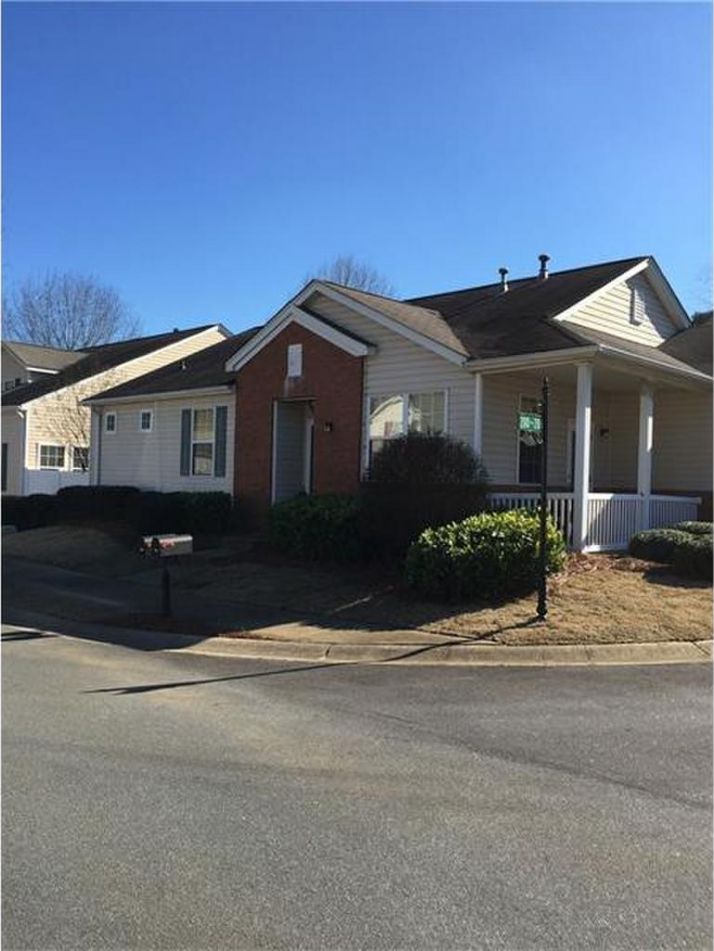 204 Manley Court, Woodstock, GA 30188