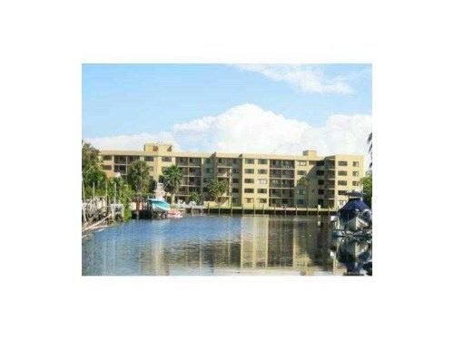 301 GOLDEN ISLES(SEASON) # 414, Hallandale, FL 33009