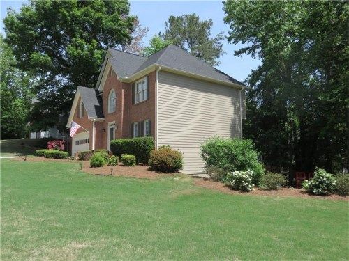 565 Hunt River Way, Suwanee, GA 30024