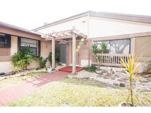 527 Leslie Dr # 527, Hallandale, FL 33009