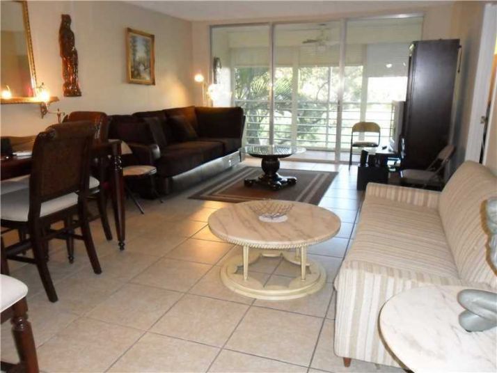 8401 Lagos De Campo Blvd # 209V, Fort Lauderdale, FL 33321