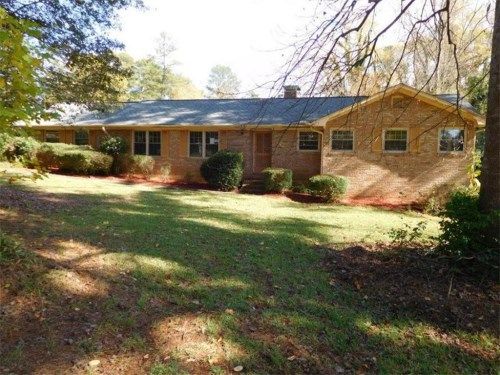 1660 E Lake Drive, Marietta, GA 30062