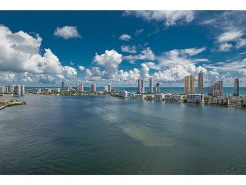 2600 Island Blvd # 2705, North Miami Beach, FL 33160