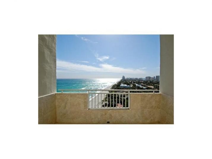 3180 S Ocean Dr # 1709, Hallandale, FL 33009