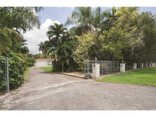 16475 SW 236th St, Homestead, FL 33031