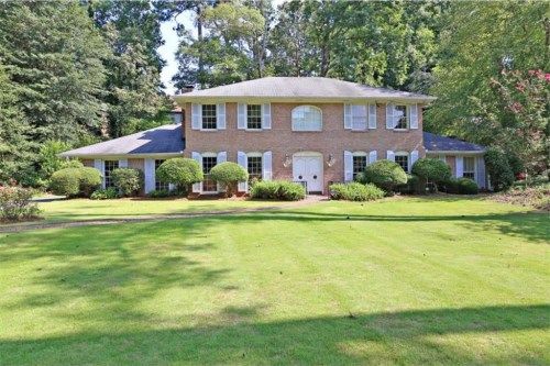 2556 River Oak Drive, Decatur, GA 30033