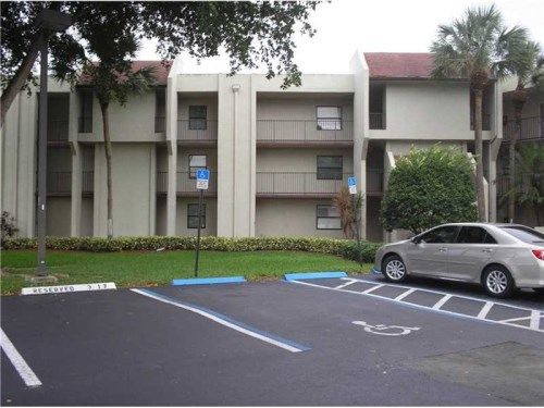 6401 N University Dr # 302, Fort Lauderdale, FL 33321