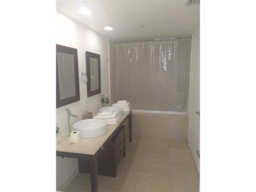 485 Brickell Ave # 3509, Miami, FL 33131