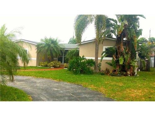 7607 Grandview Blvd, Hollywood, FL 33023