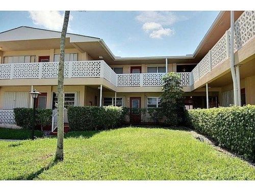 600 Layne Blvd # 133, Hallandale, FL 33009