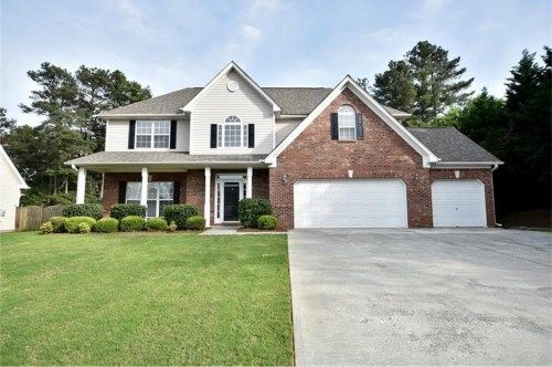 1211 Fountain Lakes Drive, Lawrenceville, GA 30043