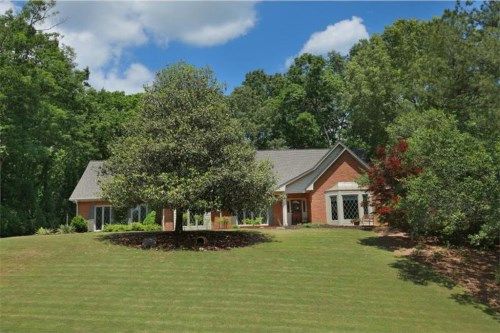 12080 Brookfield Club Drive, Roswell, GA 30075