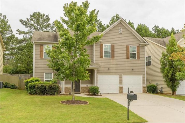 5005 Amethyst Dr, Douglasville, GA 30135