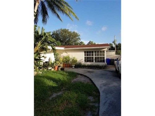 6440 Custer St, Hollywood, FL 33024