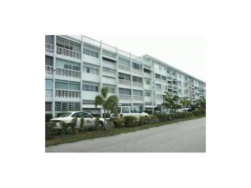 215 SE 3rd Ave # 205D, Hallandale, FL 33009