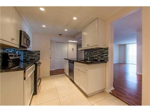 1833 S Ocean Dr # 906, Hallandale, FL 33009