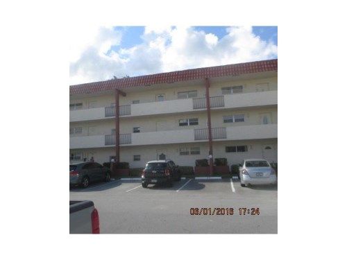 9611 N Hollybrook Lake Dr # 203, Hollywood, FL 33025