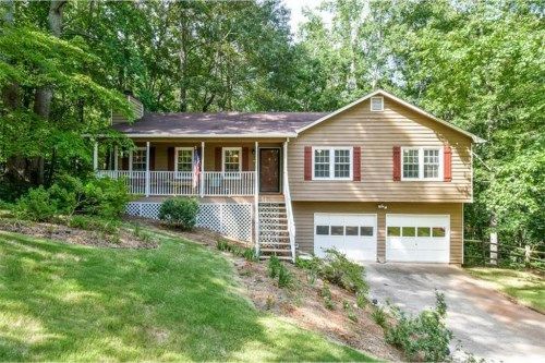 4916 Hawk Trail, Marietta, GA 30066