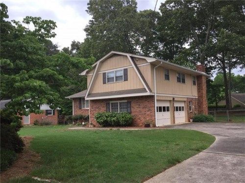 2242 Plantation Court, Lawrenceville, GA 30044