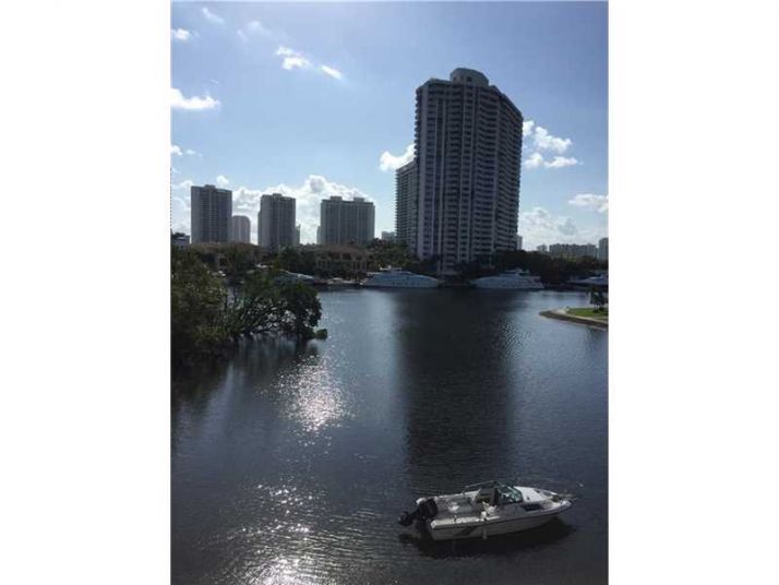 2930 POINT EAST # E403, North Miami Beach, FL 33160