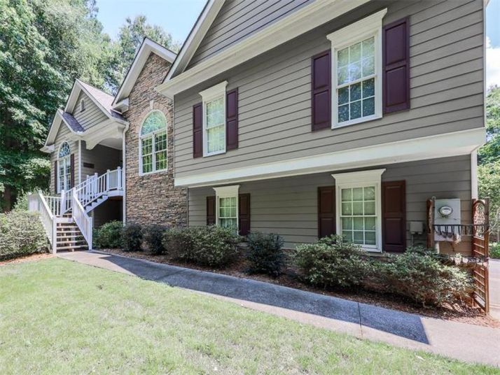 122 Sweetbriar Court, Canton, GA 30115