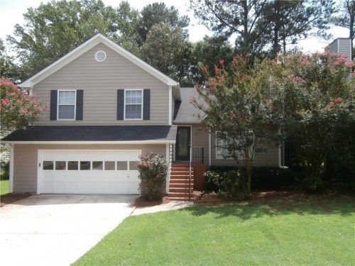 2160 Hollywood Drive, Lawrenceville, GA 30044