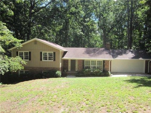 4864 Red Oak Drive, Gainesville, GA 30506