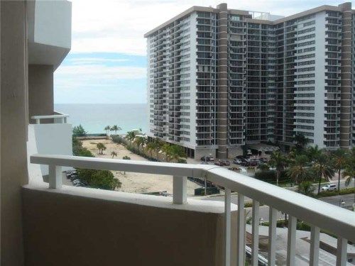 1985 S OCEAN DR # 8A, Hallandale, FL 33009