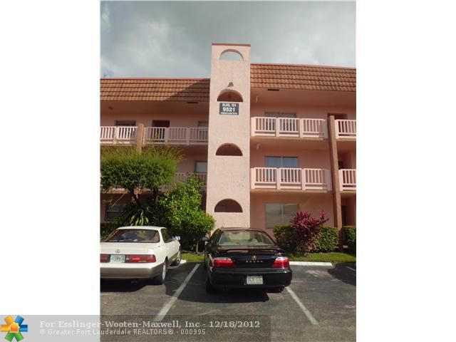 9521 Sunrise Lakes Blvd # 203, Fort Lauderdale, FL 33322