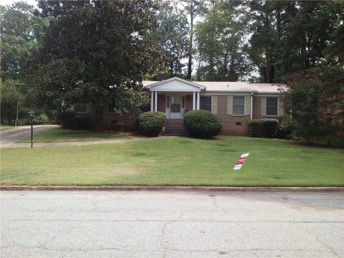 855 Monmouth Drive, Stone Mountain, GA 30083