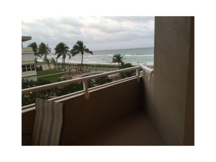 1950 S Ocean Dr # 2M, Hallandale, FL 33009