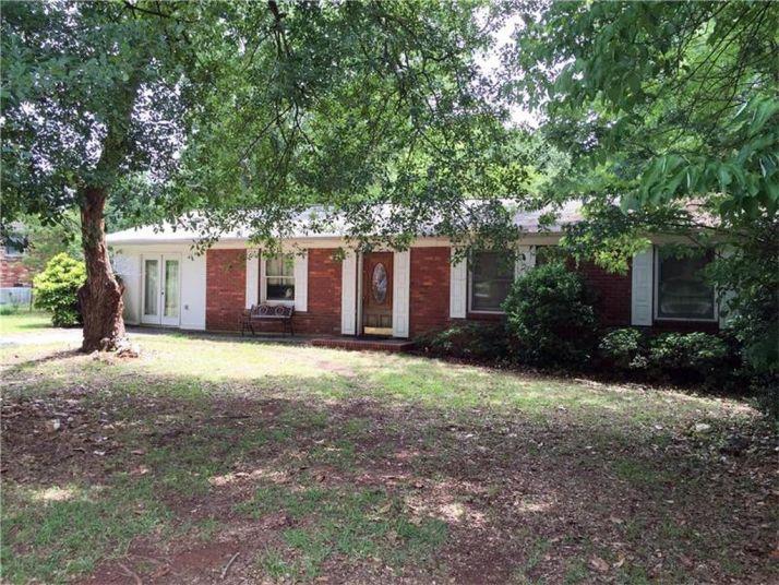 3292 Mayflower Drive, Marietta, GA 30066