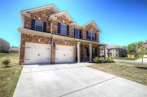 814 Golden Isles Drive, Loganville, GA 30052