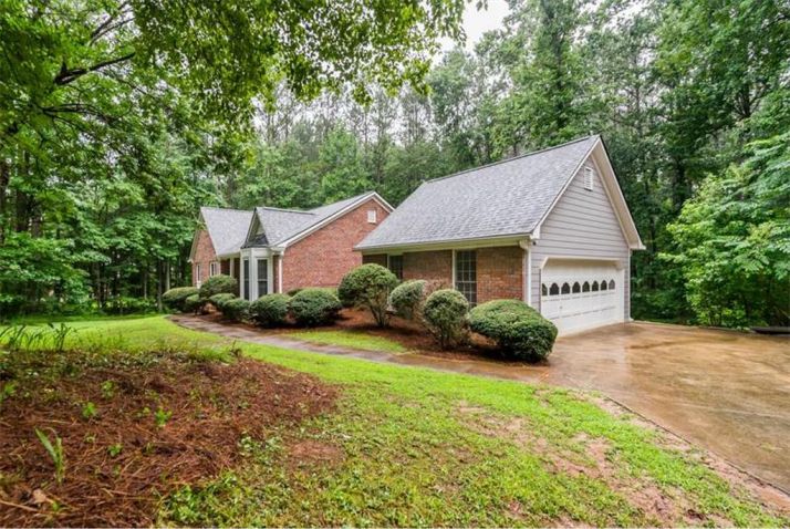 275 Picketts Trace, Acworth, GA 30101